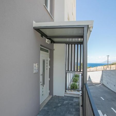Silver Sea Apartment Макарська Екстер'єр фото