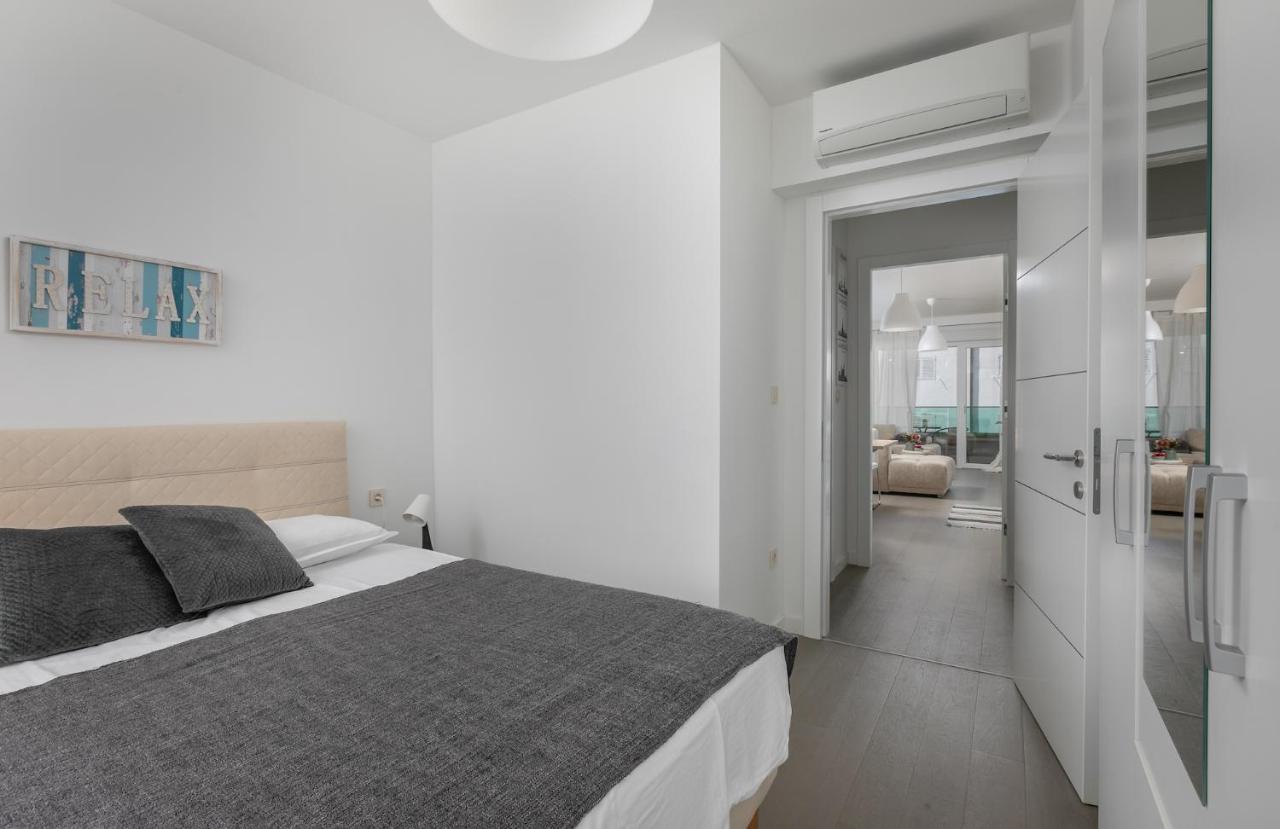 Silver Sea Apartment Макарська Екстер'єр фото